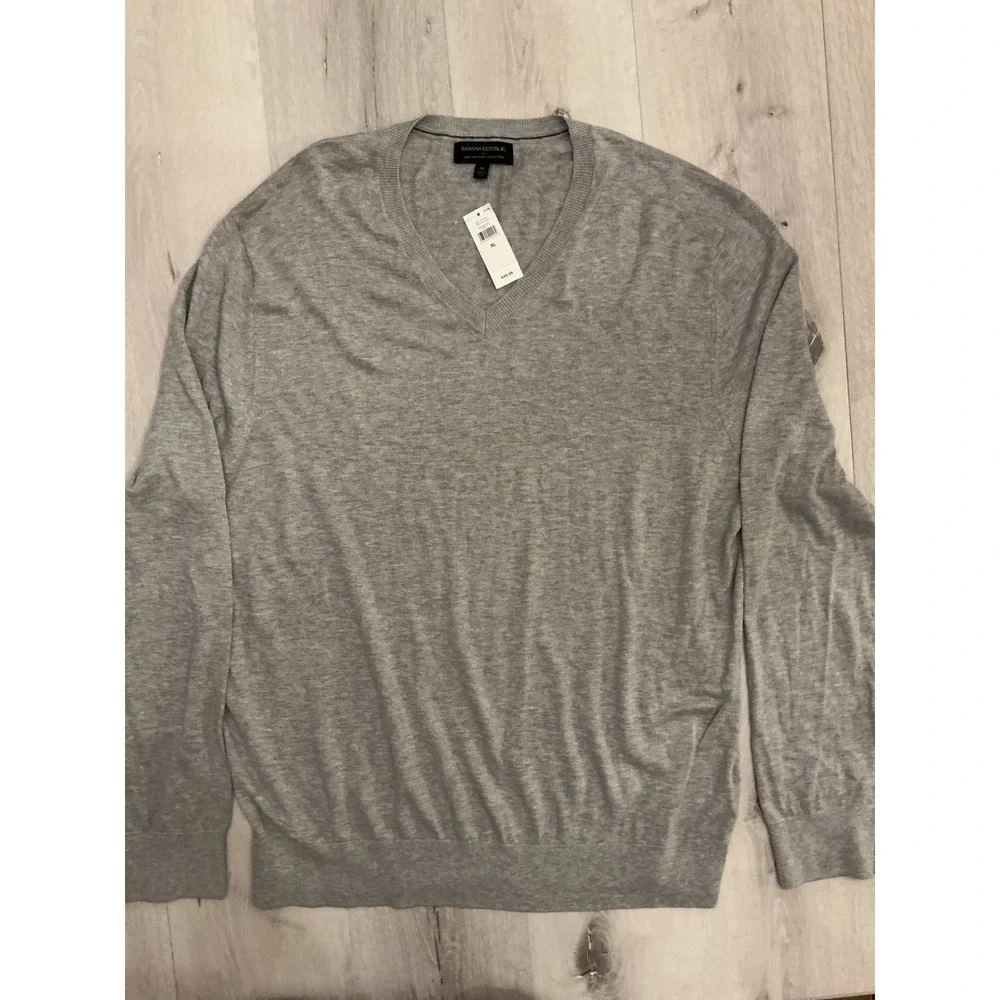 Banana Republic‎ Luxe Sweater Collection V Neck Gray XL New With Tags